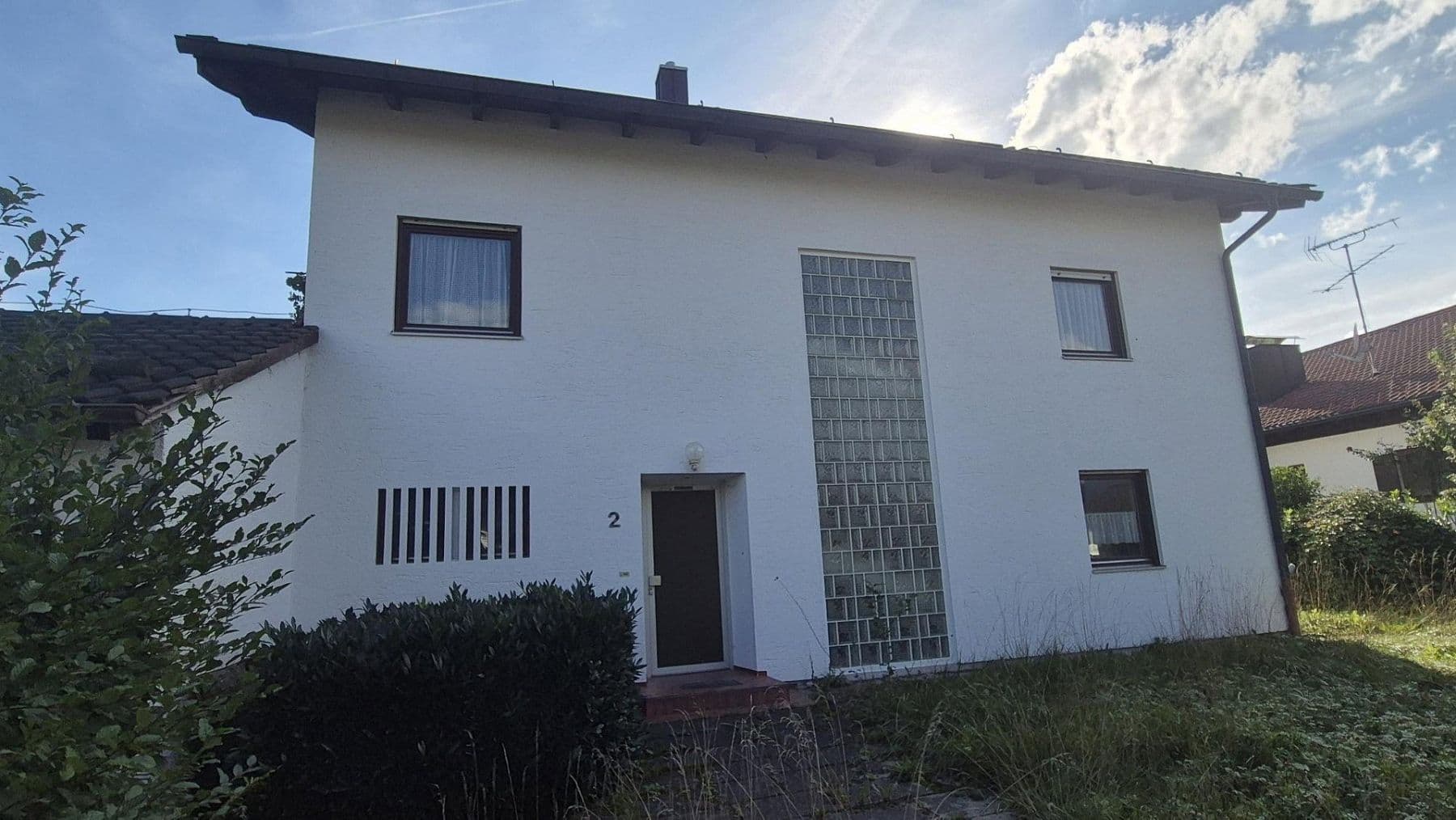Predaj domu 230 m², pozemok 528 m², Berghamer Weg 2, Riedering OT Neukirchen, Bavorsko Predaj domu 230 m², pozemok 528 m², Berghamer Weg 2, Riedering OT Neukirchen, Bavorsko