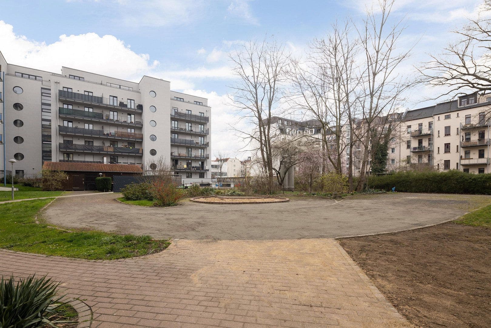 Predaj bytu 1-izbový 38 m², Arthur-Hoffmann-Straße 90, Leipzig, Sasko Predaj bytu 1-izbový 38 m², Arthur-Hoffmann-Straße 90, Leipzig, Sasko