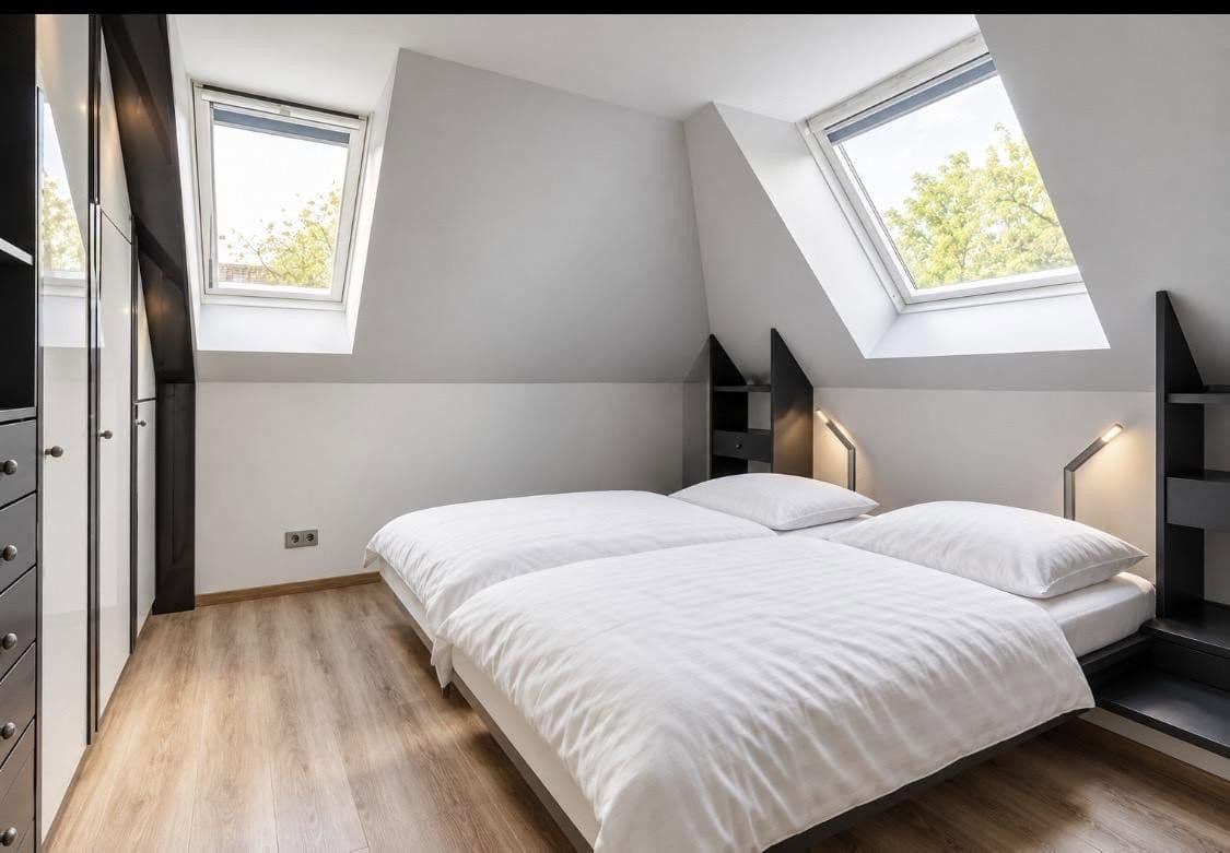 Prenájom bytu 3-izbový 120 m², Ahrensburg, Šlezvicko-Holštajnsko Prenájom bytu 3-izbový 120 m², Ahrensburg, Šlezvicko-Holštajnsko