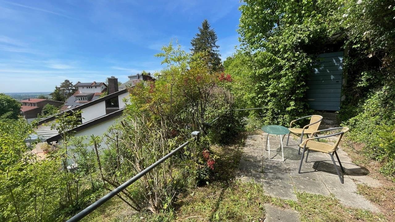Predaj domu 233 m², pozemok 875 m², Schriesheim, Bádensko-Wurttembersko Predaj domu 233 m², pozemok 875 m², Schriesheim, Bádensko-Wurttembersko