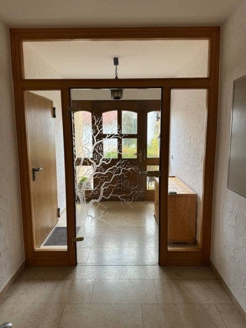 Predaj domu 266 m², pozemok 734 m², Grünsfeld, Bádensko-Wurttembersko Predaj domu 266 m², pozemok 734 m², Grünsfeld, Bádensko-Wurttembersko