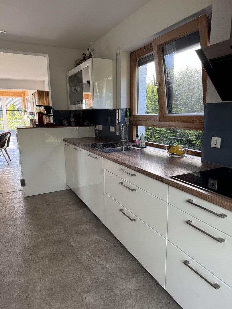 Predaj domu 186 m², pozemok 756 m², Herrenberg, Bádensko-Wurttembersko Predaj domu 186 m², pozemok 756 m², Herrenberg, Bádensko-Wurttembersko