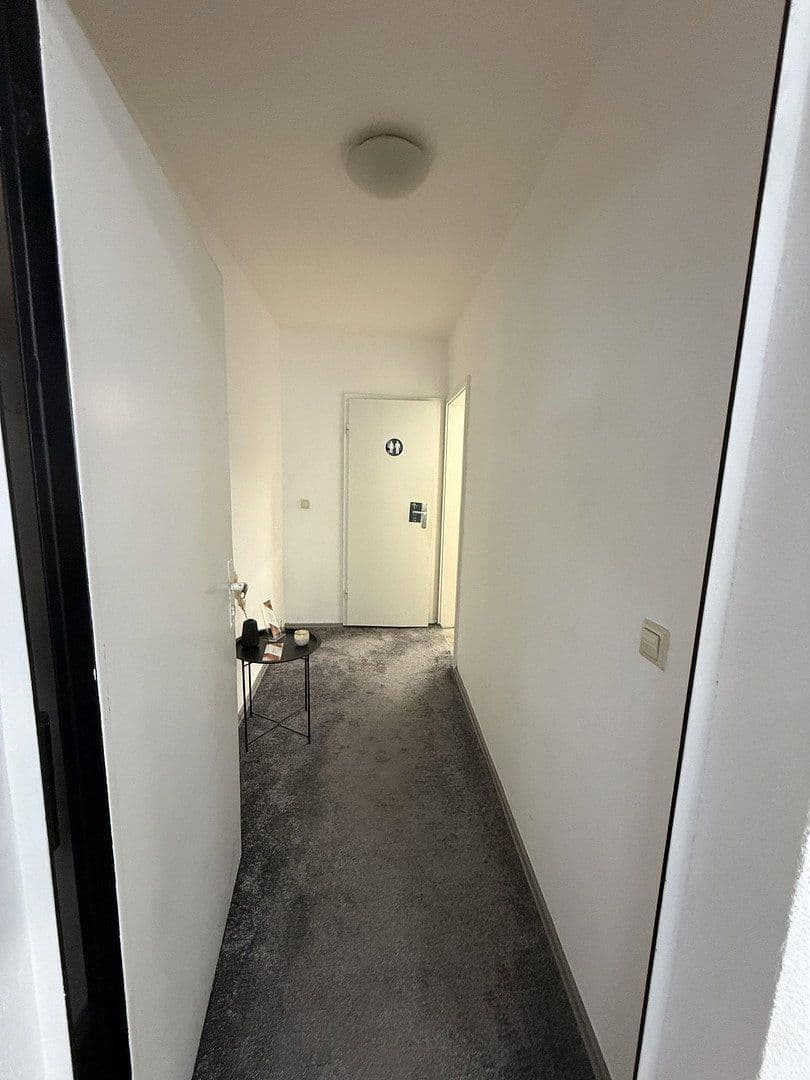 Prenájom kancelárie 91 m², Rosenstr. 1, Schwäbisch Gmünd, Bádensko-Wurttembersko Prenájom kancelárie 91 m², Rosenstr. 1, Schwäbisch Gmünd, Bádensko-Wurttembersko