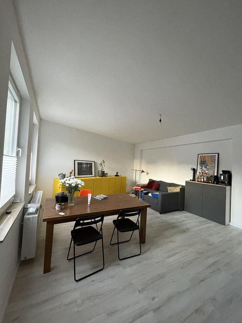 Prenájom bytu 4-izbový 105 m², Hohe Straße 16, Dortmund, Severné Porýnie - Westfálsko Prenájom bytu 4-izbový 105 m², Hohe Straße 16, Dortmund, Severné Porýnie - Westfálsko