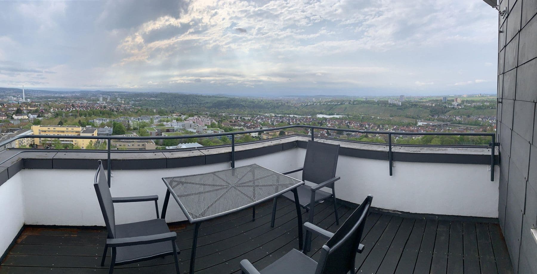 Predaj bytu 6-izbový 132 m², Stuttgart, Bádensko-Wurttembersko Predaj bytu 6-izbový 132 m², Stuttgart, Bádensko-Wurttembersko