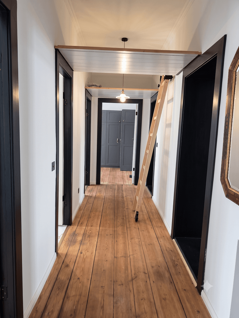 Predaj bytu 3-izbový 93 m², Berlin, Berlín Predaj bytu 3-izbový 93 m², Berlin, Berlín