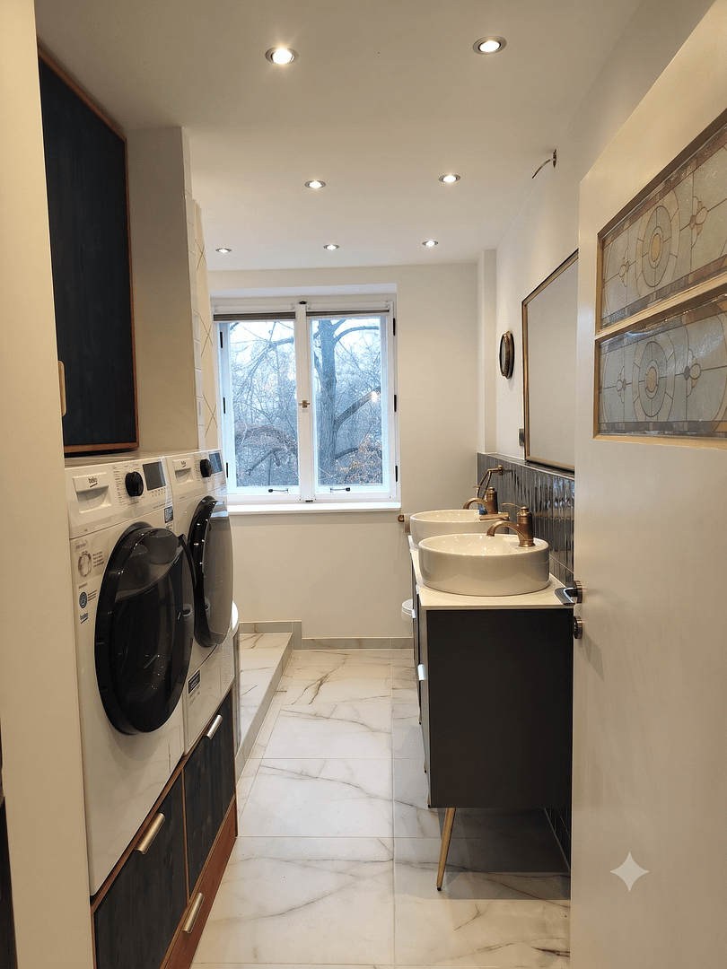 Predaj bytu 3-izbový 93 m², Berlin, Berlín Predaj bytu 3-izbový 93 m², Berlin, Berlín