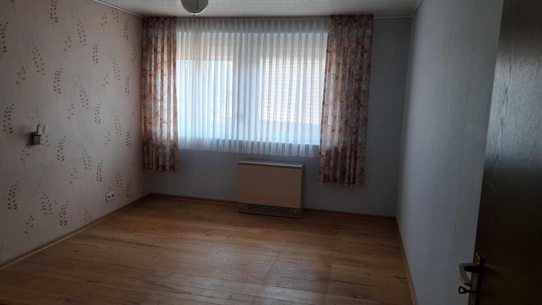Predaj domu 240 m², pozemok 1.970 m², Petershagen, Severné Porýnie - Westfálsko Predaj domu 240 m², pozemok 1.970 m², Petershagen, Severné Porýnie - Westfálsko