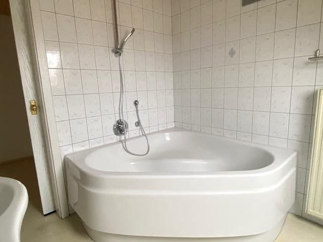 Predaj bytu 4-izbový 107 m², Herbrechtingen, Bádensko-Wurttembersko Predaj bytu 4-izbový 107 m², Herbrechtingen, Bádensko-Wurttembersko