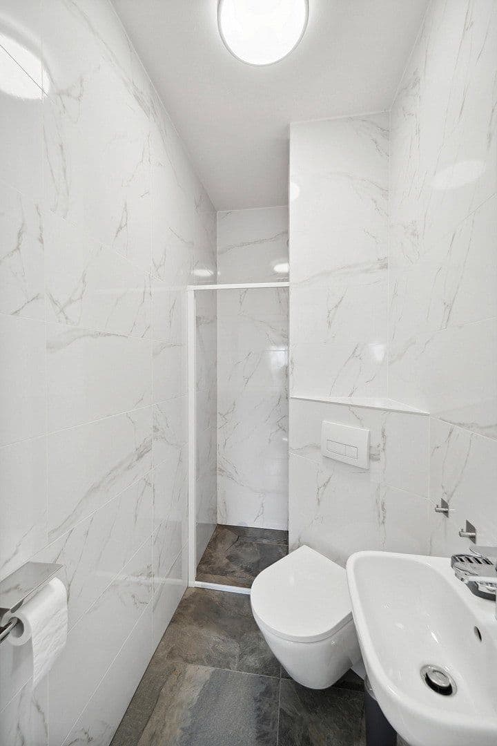 Prenájom domu 152 m², pozemok 600 m², Mittelstraße, 1, Leichlingen, Severné Porýnie - Westfálsko Prenájom domu 152 m², pozemok 600 m², Mittelstraße, 1, Leichlingen, Severné Porýnie - Westfálsko