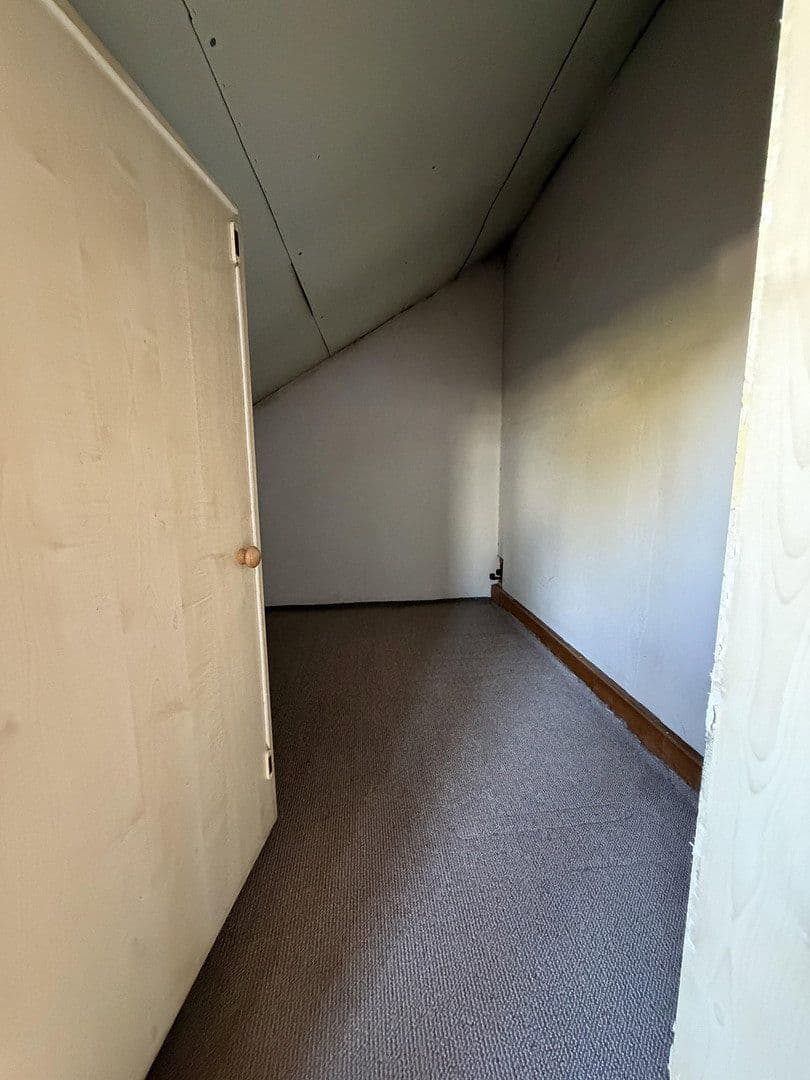 Prenájom bytu 2-izbový 53 m², Niderpleiser Strasse 93, Sankt Augustin, Severné Porýnie - Westfálsko Prenájom bytu 2-izbový 53 m², Niderpleiser Strasse 93, Sankt Augustin, Severné Porýnie - Westfálsko