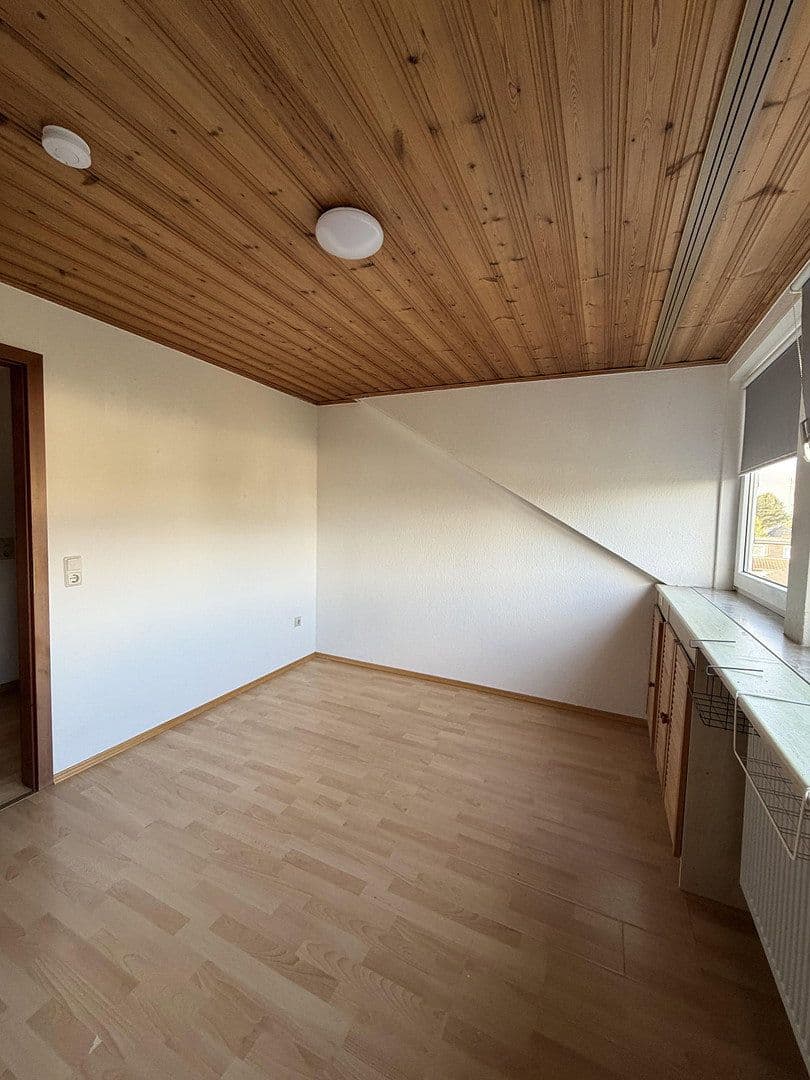 Prenájom bytu 2-izbový 53 m², Niderpleiser Strasse 93, Sankt Augustin, Severné Porýnie - Westfálsko Prenájom bytu 2-izbový 53 m², Niderpleiser Strasse 93, Sankt Augustin, Severné Porýnie - Westfálsko