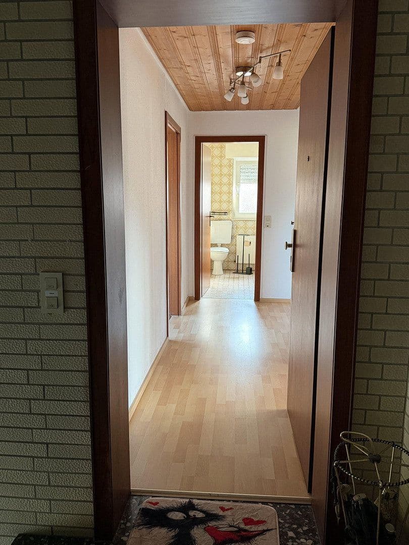 Prenájom bytu 2-izbový 53 m², Niderpleiser Strasse 93, Sankt Augustin, Severné Porýnie - Westfálsko Prenájom bytu 2-izbový 53 m², Niderpleiser Strasse 93, Sankt Augustin, Severné Porýnie - Westfálsko