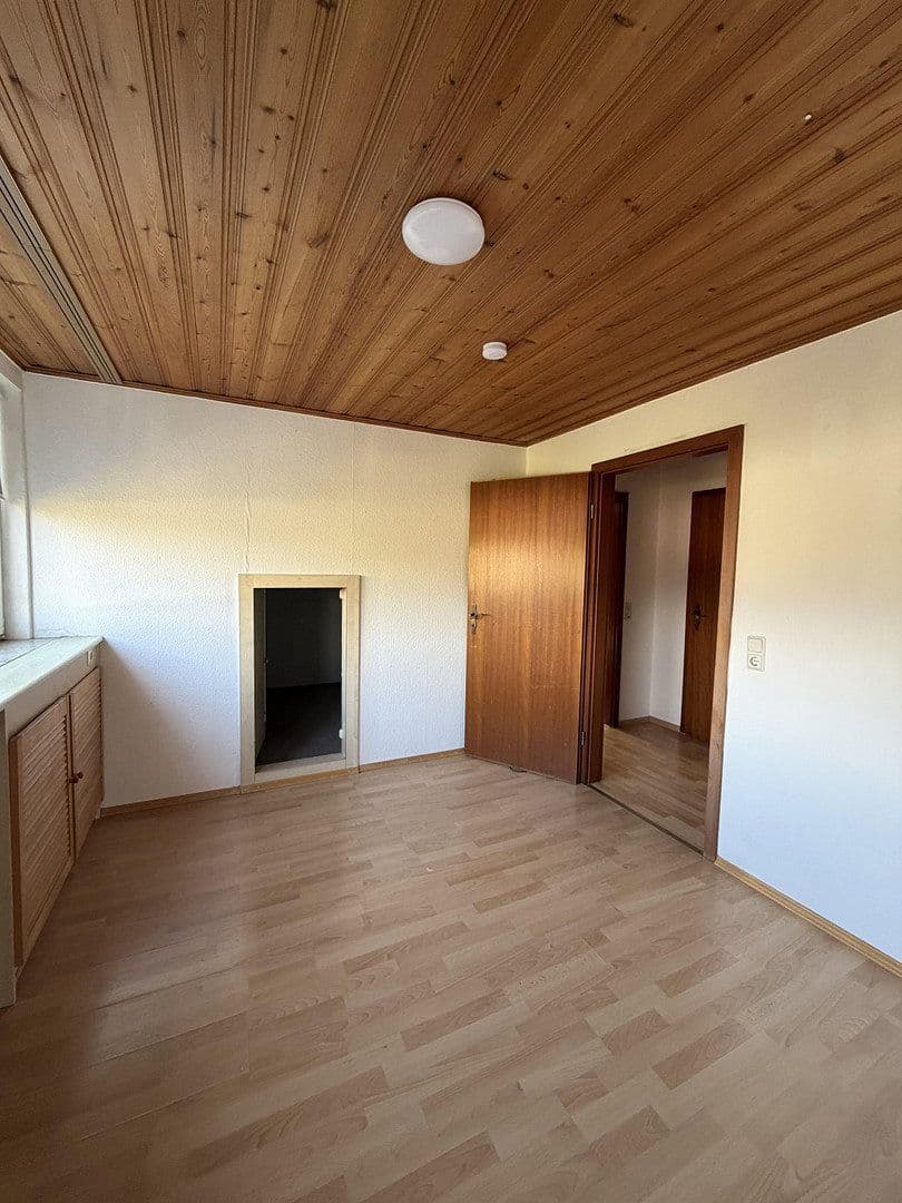Prenájom bytu 2-izbový 53 m², Niderpleiser Strasse 93, Sankt Augustin, Severné Porýnie - Westfálsko Prenájom bytu 2-izbový 53 m², Niderpleiser Strasse 93, Sankt Augustin, Severné Porýnie - Westfálsko