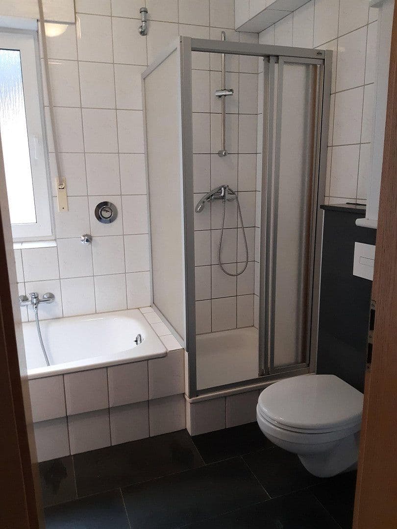 Prenájom bytu 2-izbový 86 m², Herzogenrath, Severné Porýnie - Westfálsko Prenájom bytu 2-izbový 86 m², Herzogenrath, Severné Porýnie - Westfálsko