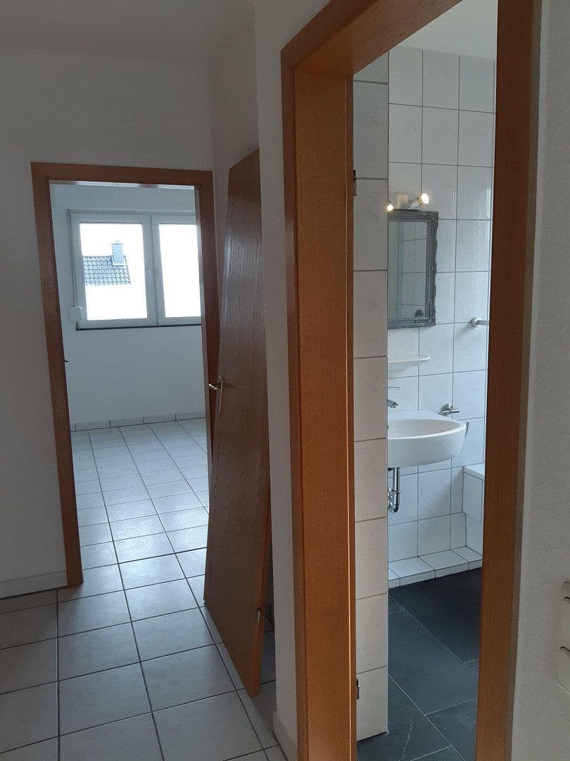 Prenájom bytu 2-izbový 86 m², Herzogenrath, Severné Porýnie - Westfálsko Prenájom bytu 2-izbový 86 m², Herzogenrath, Severné Porýnie - Westfálsko