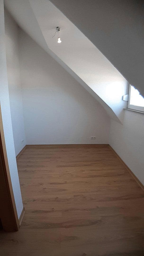 Prenájom bytu 2-izbový 86 m², Herzogenrath, Severné Porýnie - Westfálsko Prenájom bytu 2-izbový 86 m², Herzogenrath, Severné Porýnie - Westfálsko