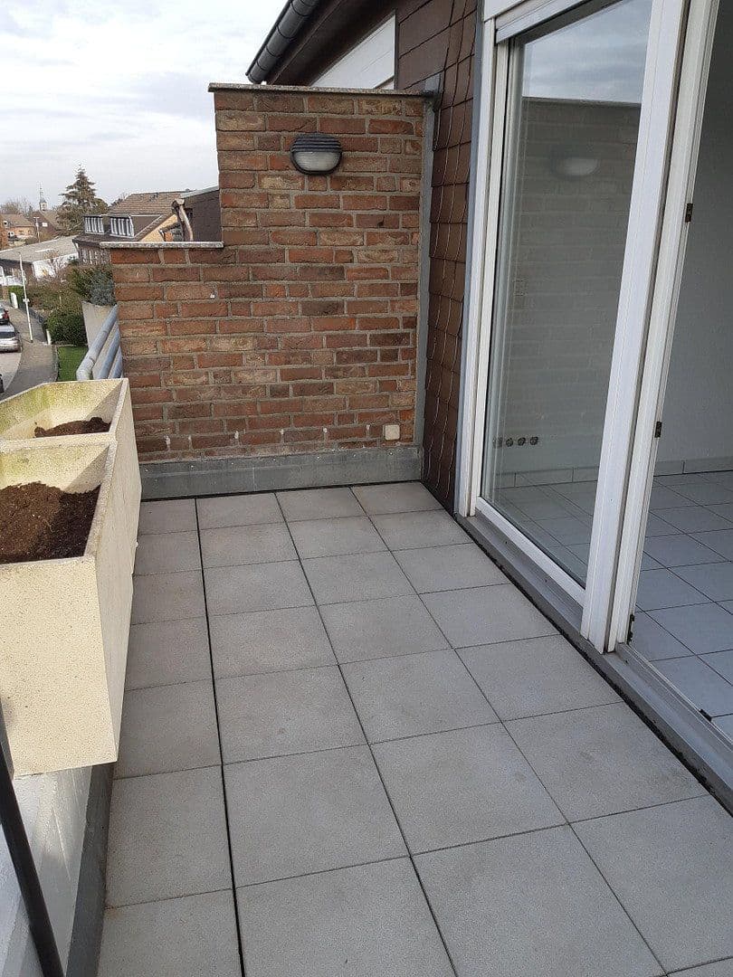 Prenájom bytu 2-izbový 86 m², Herzogenrath, Severné Porýnie - Westfálsko Prenájom bytu 2-izbový 86 m², Herzogenrath, Severné Porýnie - Westfálsko