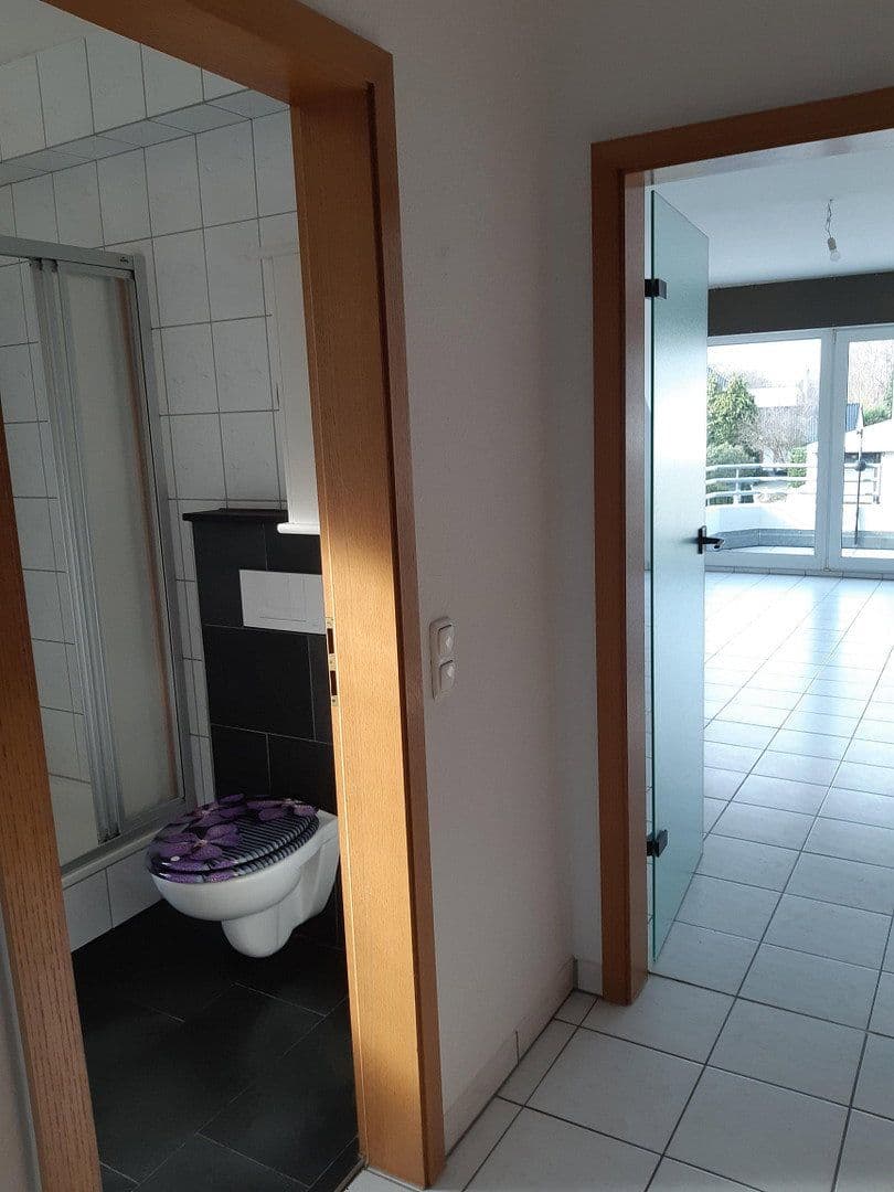 Prenájom bytu 2-izbový 86 m², Herzogenrath, Severné Porýnie - Westfálsko Prenájom bytu 2-izbový 86 m², Herzogenrath, Severné Porýnie - Westfálsko