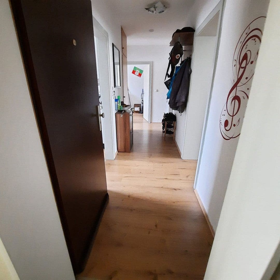 Prenájom bytu 3-izbový 74 m², Hameln, Dolné Sasko Prenájom bytu 3-izbový 74 m², Hameln, Dolné Sasko