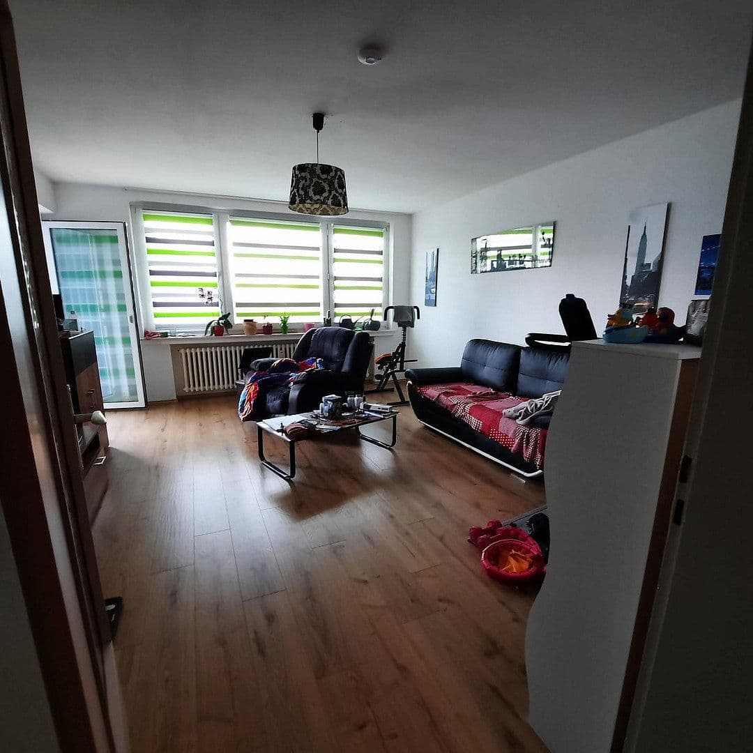 Prenájom bytu 3-izbový 74 m², Hameln, Dolné Sasko Prenájom bytu 3-izbový 74 m², Hameln, Dolné Sasko