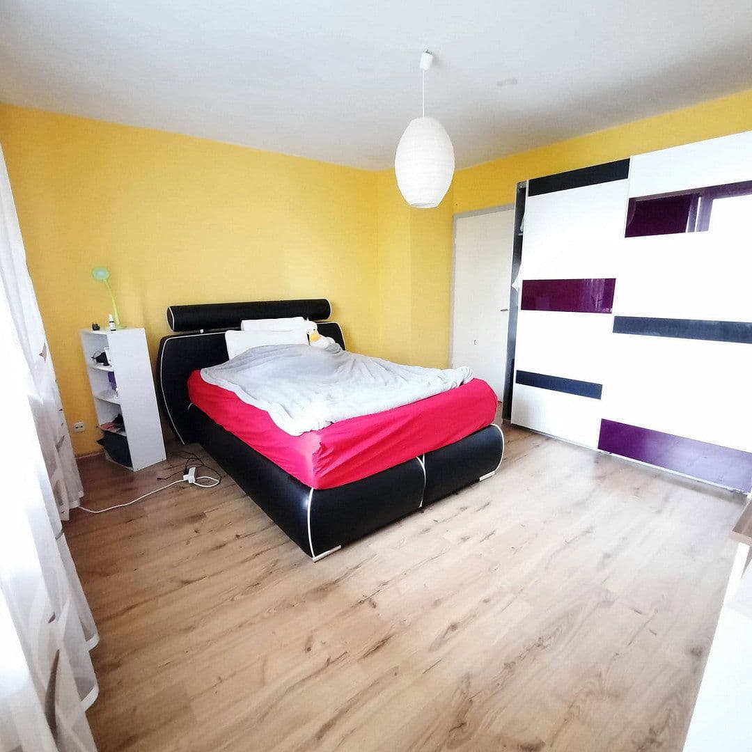 Prenájom bytu 3-izbový 74 m², Hameln, Dolné Sasko Prenájom bytu 3-izbový 74 m², Hameln, Dolné Sasko