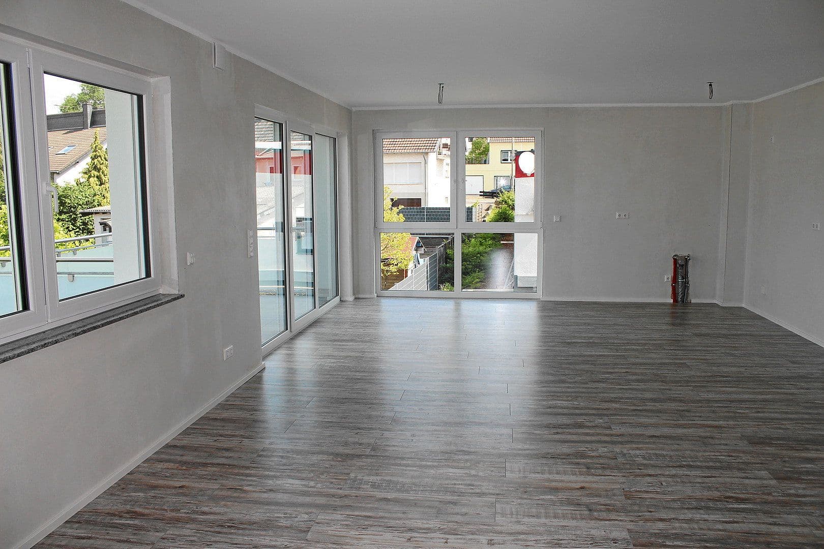 Prenájom bytu 3-izbový 94 m², Domblick 61, Königswinter, Severné Porýnie - Westfálsko Prenájom bytu 3-izbový 94 m², Domblick 61, Königswinter, Severné Porýnie - Westfálsko