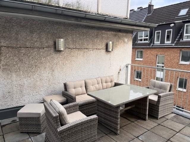 Prenájom bytu 2-izbový 68 m², Victoriastr. 20, Köln, Severné Porýnie - Westfálsko Prenájom bytu 2-izbový 68 m², Victoriastr. 20, Köln, Severné Porýnie - Westfálsko