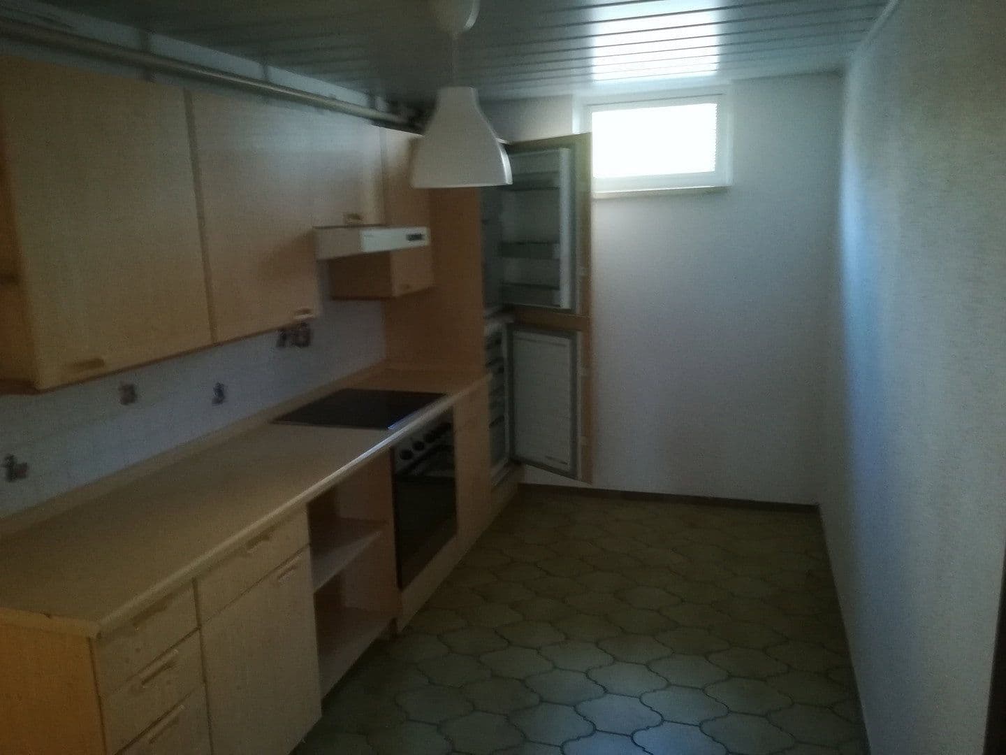 Prenájom bytu 3-izbový 110 m², Danziger Straße 11, Fürth, Bavorsko Prenájom bytu 3-izbový 110 m², Danziger Straße 11, Fürth, Bavorsko