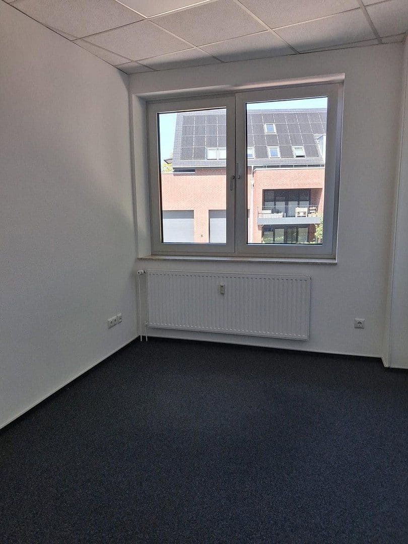 Prenájom kancelárie 107 m², Poststrasse 10-12, Zeven, Dolné Sasko Prenájom kancelárie 107 m², Poststrasse 10-12, Zeven, Dolné Sasko