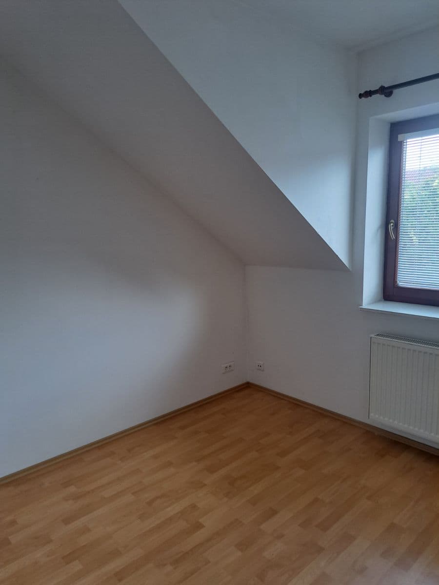 Prenájom domu 125 m², pozemok 212 m², Krylova, Zeleneč, Středočeský kraj Prenájom domu 125 m², pozemok 212 m², Krylova, Zeleneč, Středočeský kraj