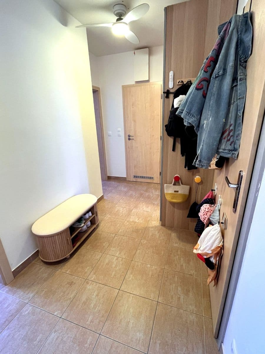 Prenájom bytu 3-izbový 70 m², Miloše Havla, Praha, Praha Prenájom bytu 3-izbový 70 m², Miloše Havla, Praha, Praha