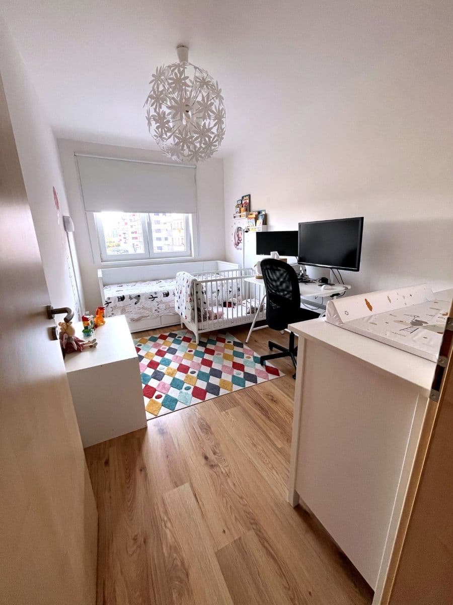 Prenájom bytu 3-izbový 70 m², Miloše Havla, Praha, Praha Prenájom bytu 3-izbový 70 m², Miloše Havla, Praha, Praha