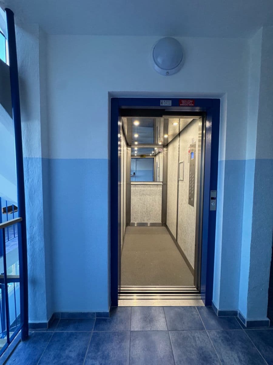 Prenájom bytu 3-izbový 65 m², Štichova, Praha, Praha Prenájom bytu 3-izbový 65 m², Štichova, Praha, Praha