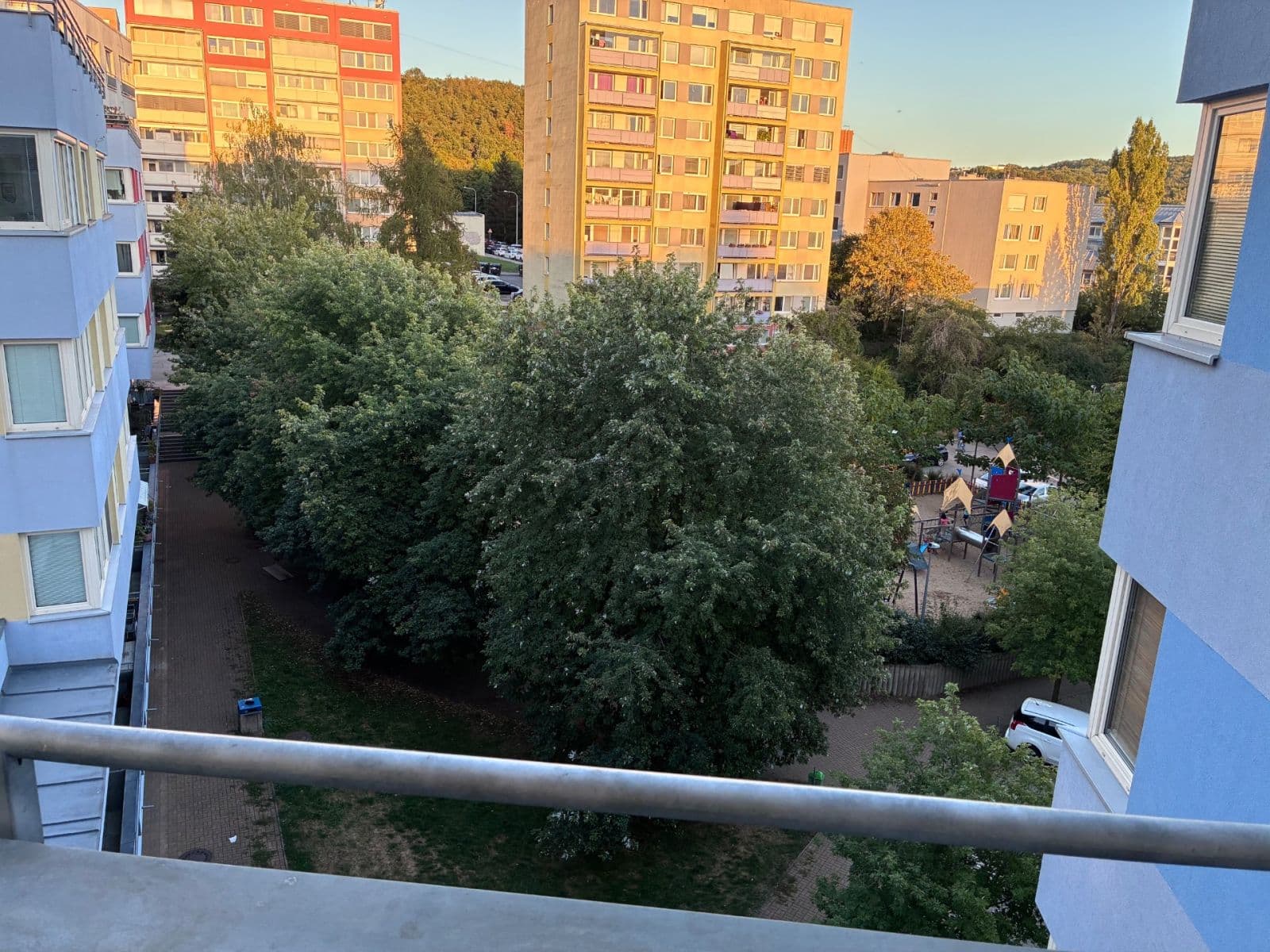 Prenájom bytu 2-izbový 65 m², Kudrnova, Praha, Praha Prenájom bytu 2-izbový 65 m², Kudrnova, Praha, Praha