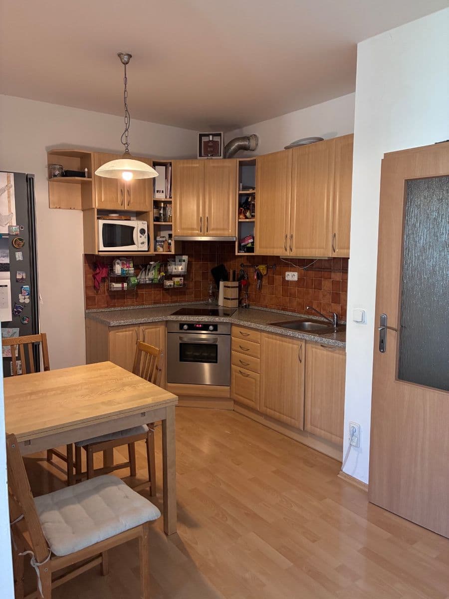 Prenájom bytu 2-izbový 65 m², Kudrnova, Praha, Praha Prenájom bytu 2-izbový 65 m², Kudrnova, Praha, Praha
