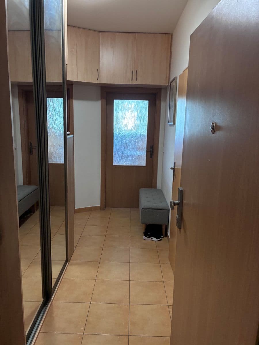 Prenájom bytu 2-izbový 65 m², Kudrnova, Praha, Praha Prenájom bytu 2-izbový 65 m², Kudrnova, Praha, Praha
