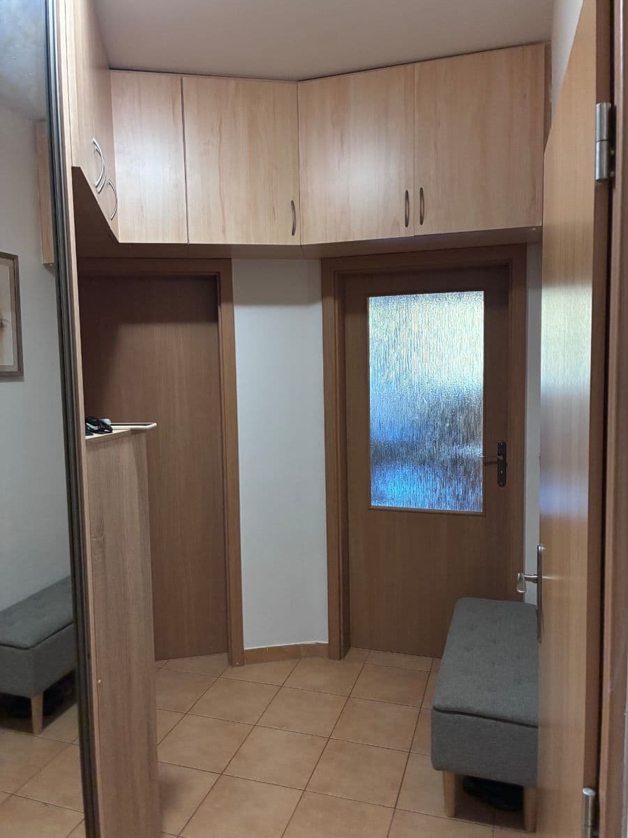 Prenájom bytu 2-izbový 65 m², Kudrnova, Praha, Praha Prenájom bytu 2-izbový 65 m², Kudrnova, Praha, Praha