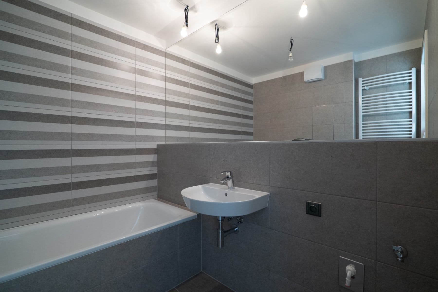 Predaj bytu 2-izbový 51 m², Praha, Praha Predaj bytu 2-izbový 51 m², Praha, Praha