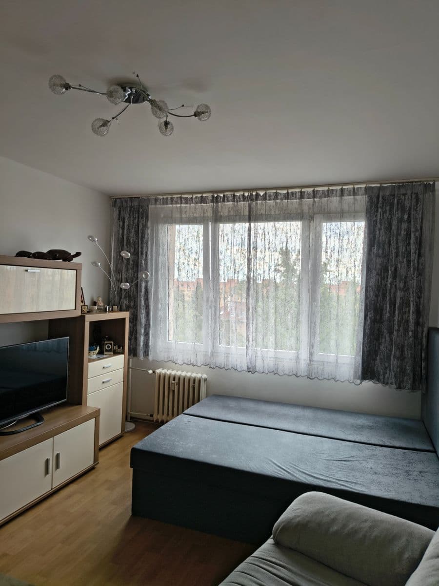 Predaj bytu 1-izbový 27 m², Hostýnská, Praha, Praha Predaj bytu 1-izbový 27 m², Hostýnská, Praha, Praha