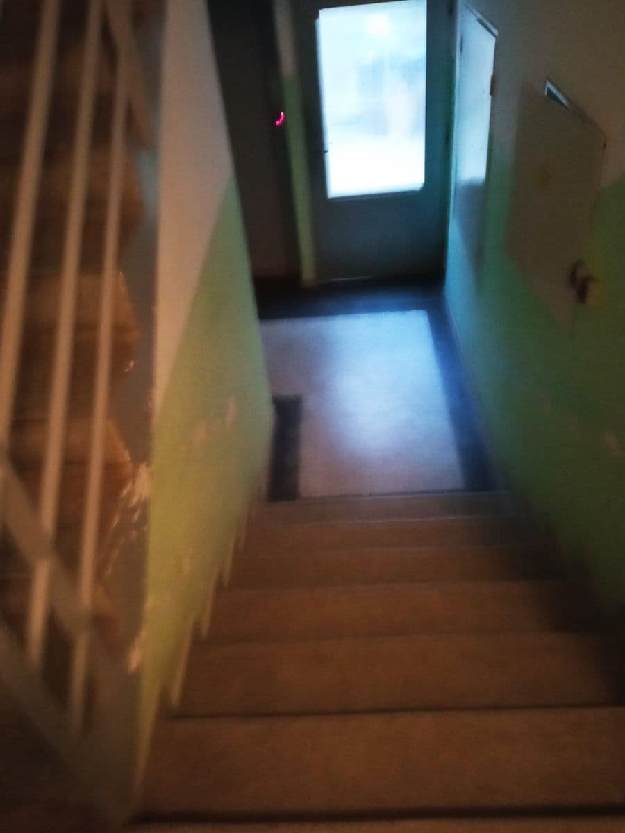 Prenájom nebytového priestoru 18 m², U Parního mlýna, Praha, Praha Prenájom nebytového priestoru 18 m², U Parního mlýna, Praha, Praha