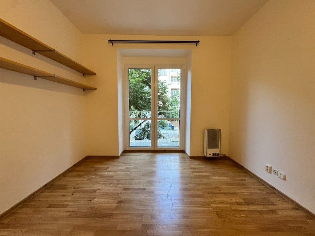 Prenájom bytu 2-izbový 39 m², Terronská, Praha, Praha Prenájom bytu 2-izbový 39 m², Terronská, Praha, Praha