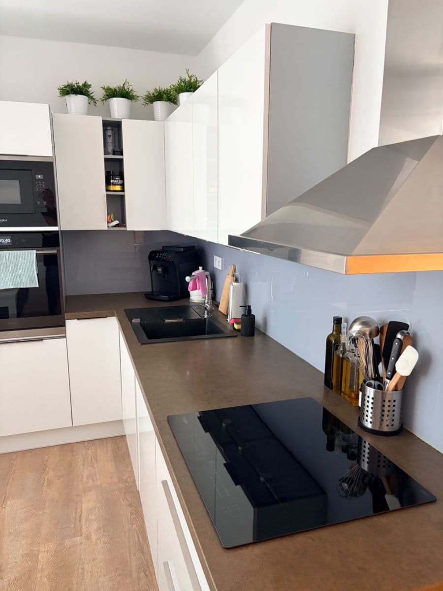 Prenájom bytu 2-izbový 66 m², Handkeho, Olomouc, Olomoucký kraj Prenájom bytu 2-izbový 66 m², Handkeho, Olomouc, Olomoucký kraj
