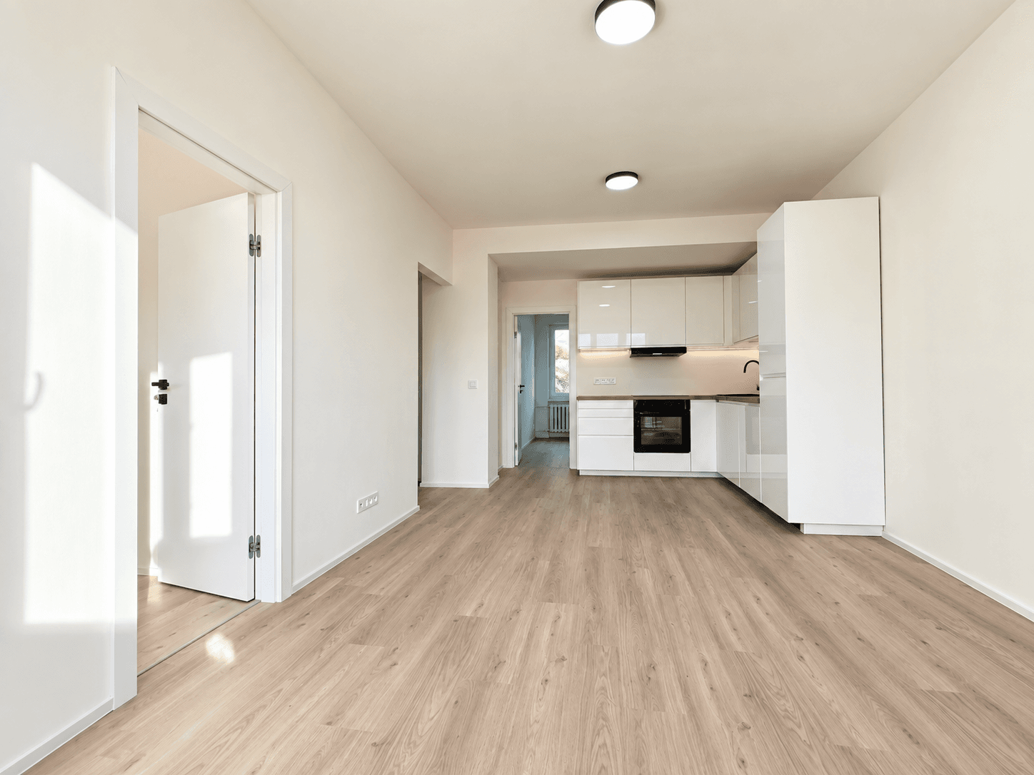 Predaj bytu 3-izbový 57 m², 28. října, Neratovice, Středočeský kraj Predaj bytu 3-izbový 57 m², 28. října, Neratovice, Středočeský kraj