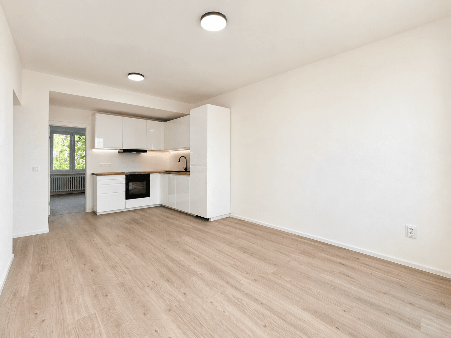 Predaj bytu 3-izbový 57 m², 28. října, Neratovice, Středočeský kraj Predaj bytu 3-izbový 57 m², 28. října, Neratovice, Středočeský kraj