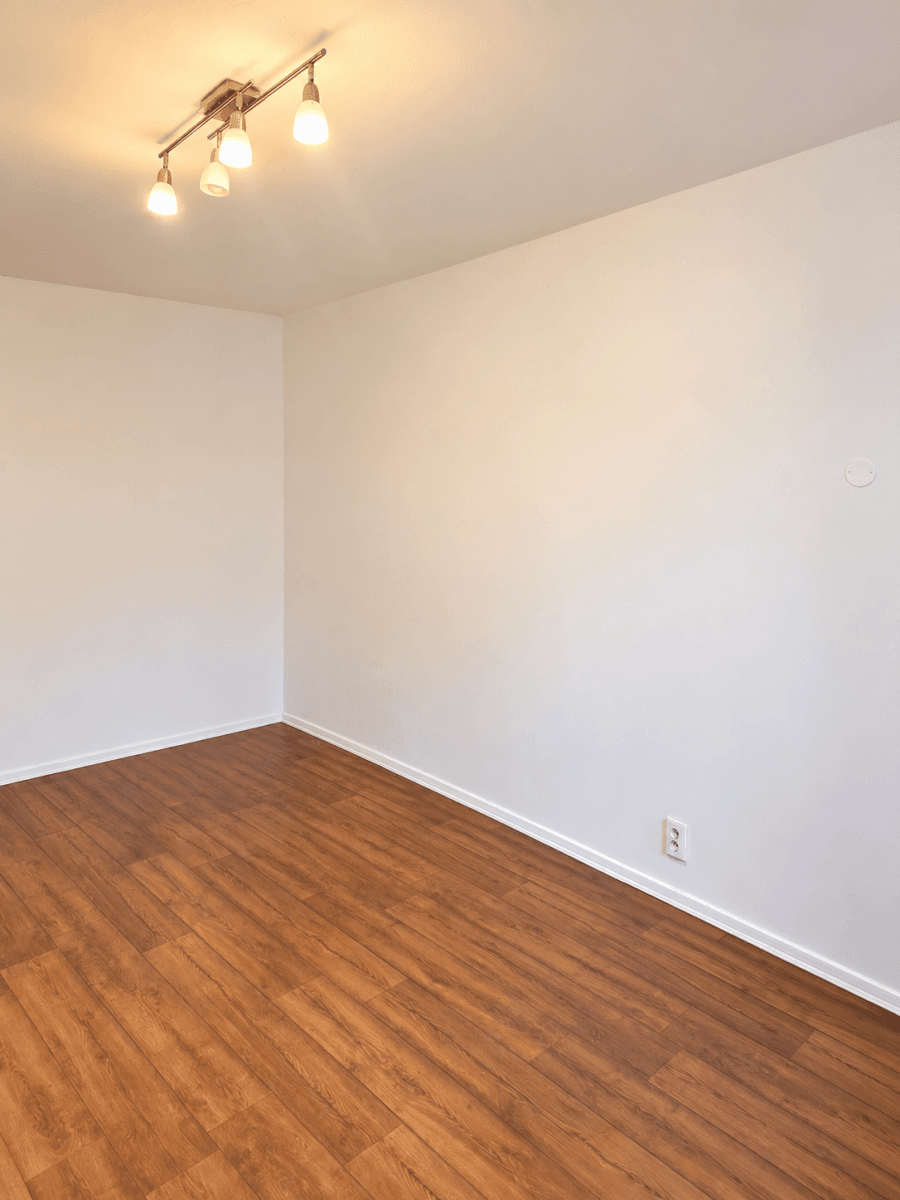 Predaj bytu 3-izbový 55 m², Varnsdorfská, Praha, Praha Predaj bytu 3-izbový 55 m², Varnsdorfská, Praha, Praha