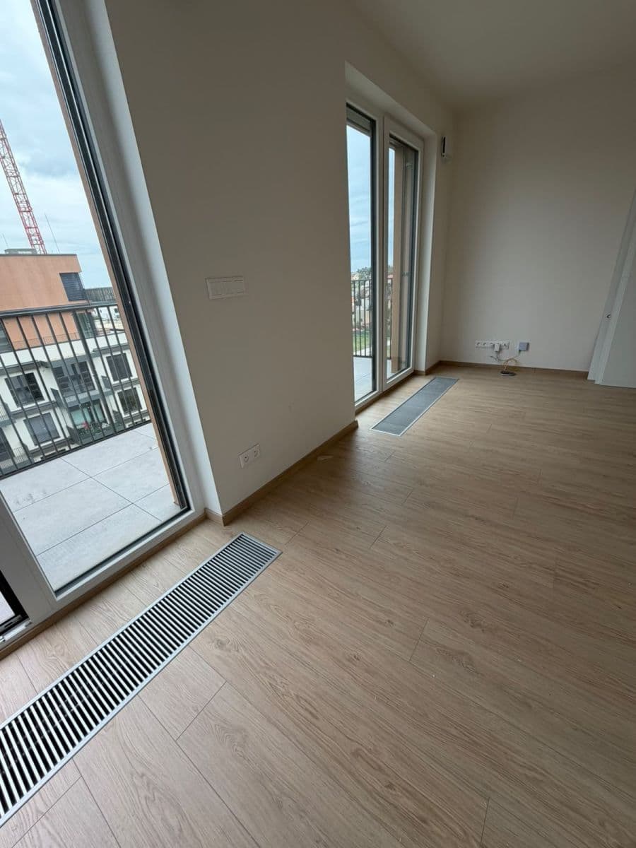 Prenájom bytu 1-izbový 30 m², Jáchymovská, Praha, Praha Prenájom bytu 1-izbový 30 m², Jáchymovská, Praha, Praha