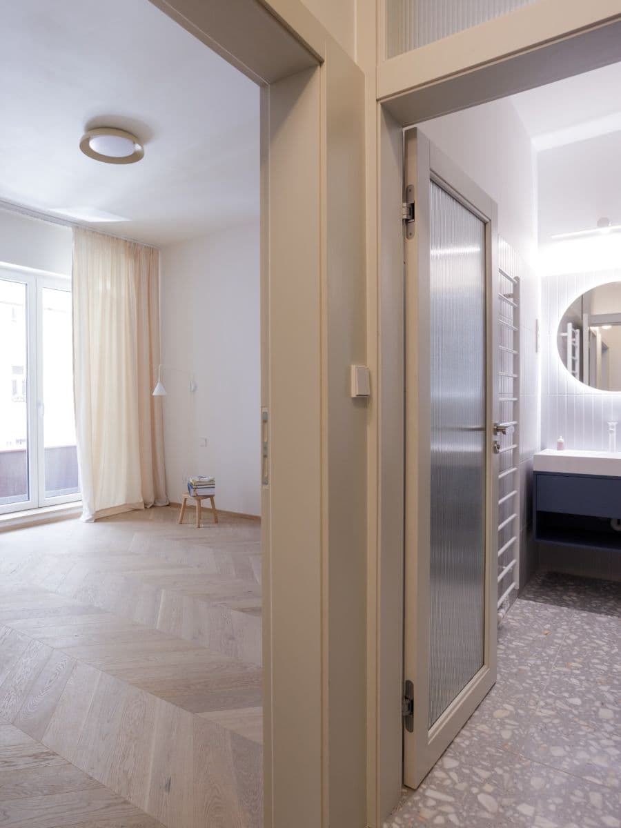 Prenájom bytu 2-izbový 46 m², Viklefova, Praha, Praha Prenájom bytu 2-izbový 46 m², Viklefova, Praha, Praha