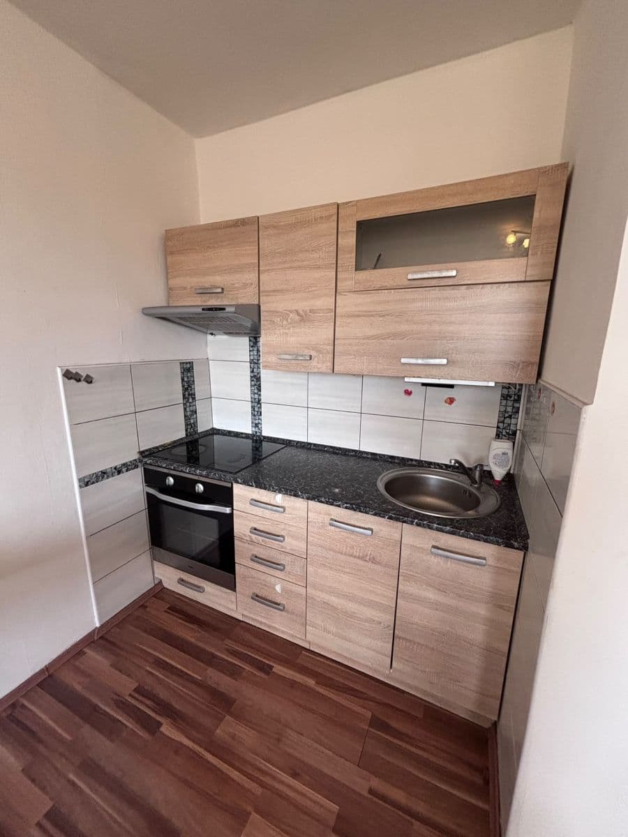 Predaj bytu 2-izbový 49 m², Mimoňská, Stráž pod Ralskem, Liberecký kraj Predaj bytu 2-izbový 49 m², Mimoňská, Stráž pod Ralskem, Liberecký kraj
