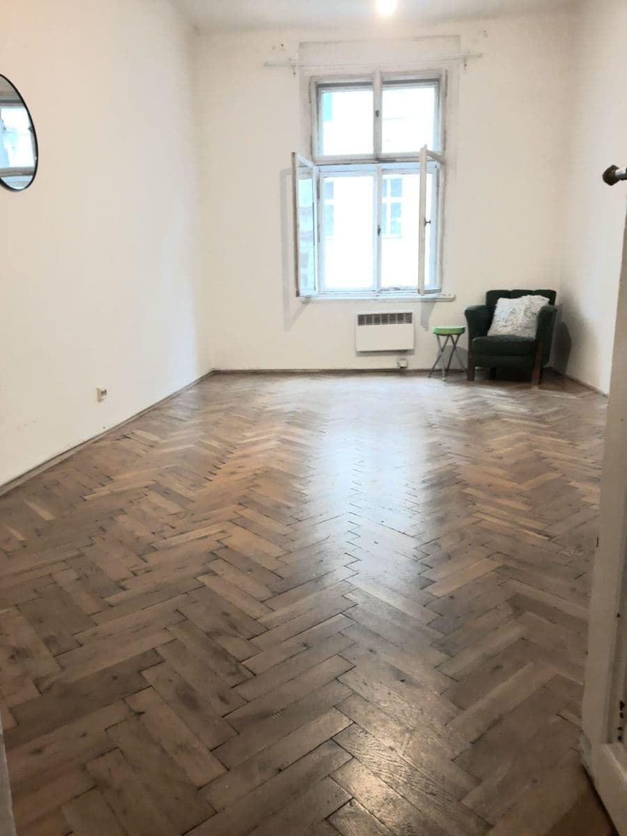 Prenájom bytu 2-izbový 65 m², Krásova, Praha, Praha Prenájom bytu 2-izbový 65 m², Krásova, Praha, Praha